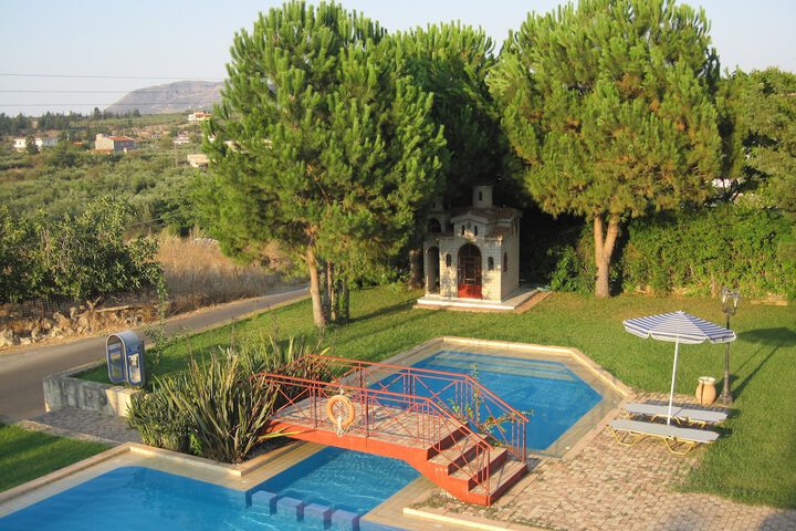 Pool Hotel