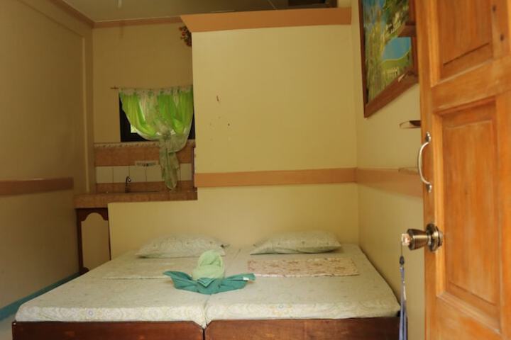 Room 17 of 91