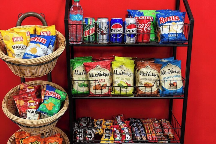 Snack bar
