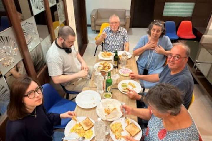 Dining 17 of 24