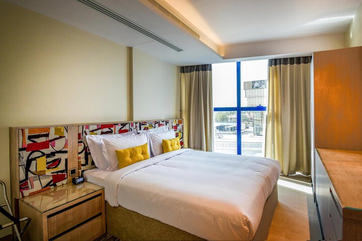 Room 54 of 99