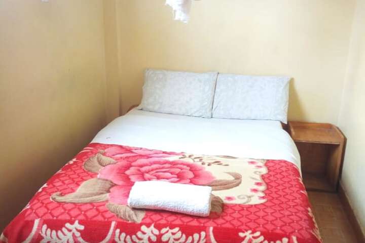 Room 4 of 17
