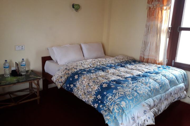 Room 16 of 63