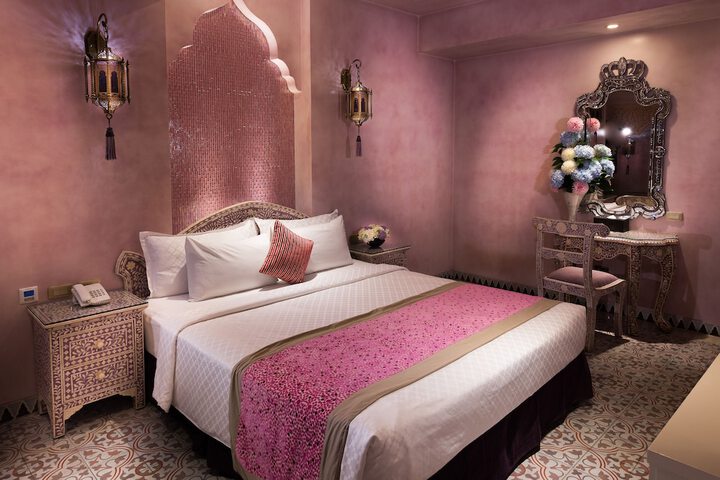 Room 26 of 150