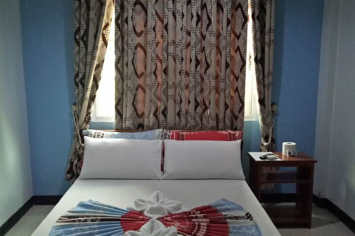 Room 7 of 36