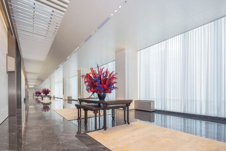 Ballroom/Hall 147 of 251