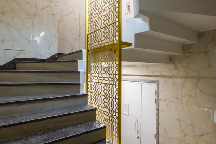 Hotel Interior 106 of 129