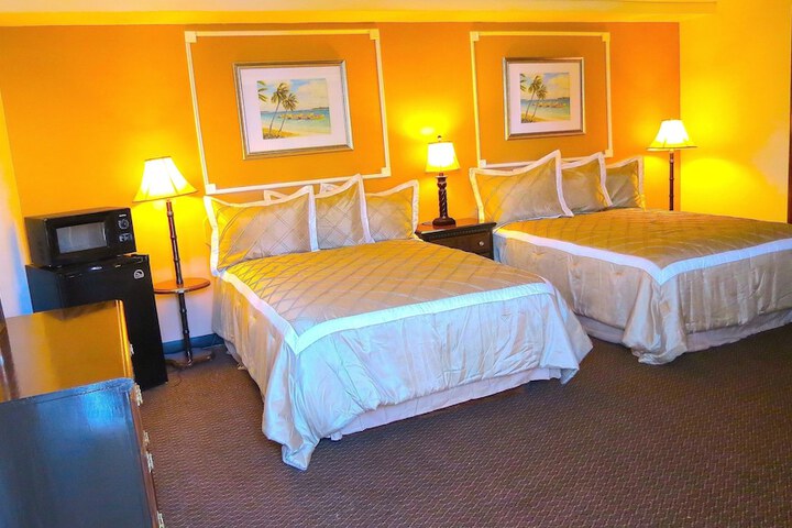 Room 3 of 36