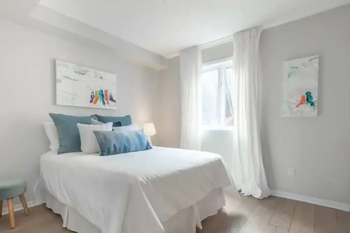 Room 3 of 15