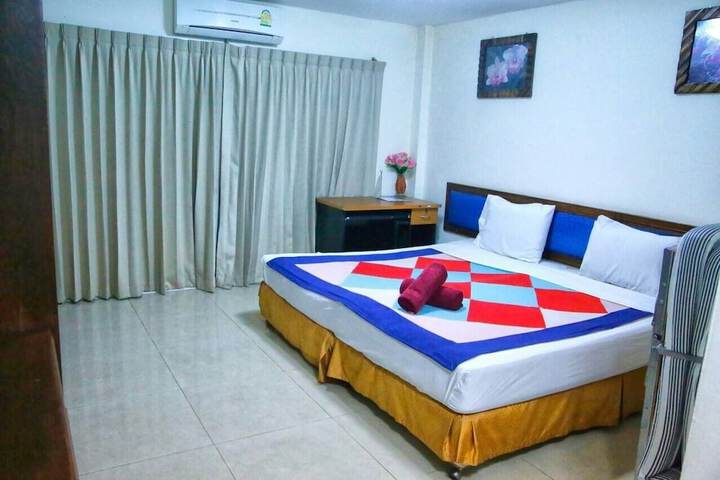 Room 4 of 21