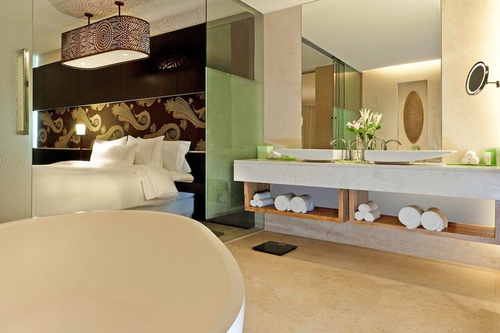 Room 54 of 156