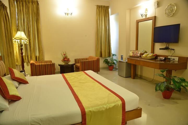 Room 7 of 30