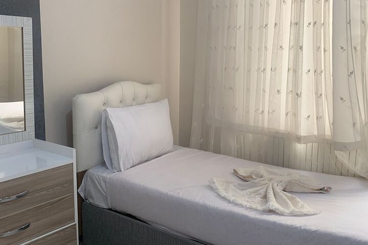 Room 4 of 45