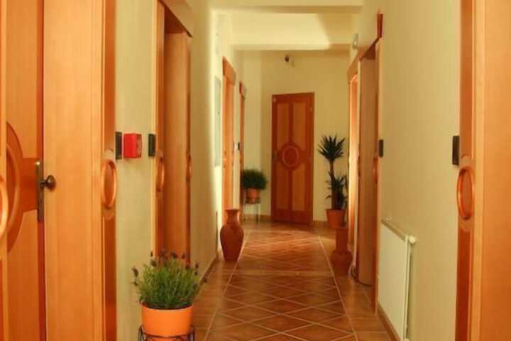 Ballroom/Hall 43 of 53
