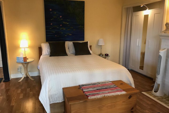Room 19 of 34