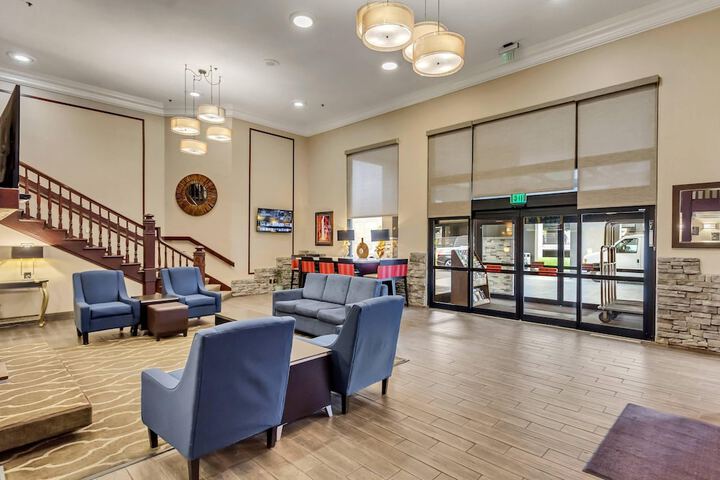 Guest Lobby