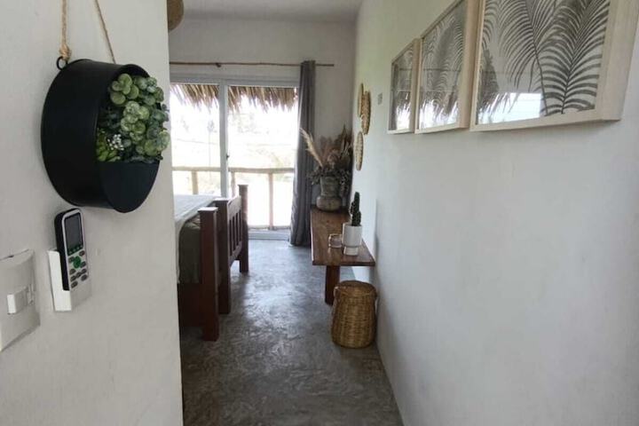 Room 15 of 38