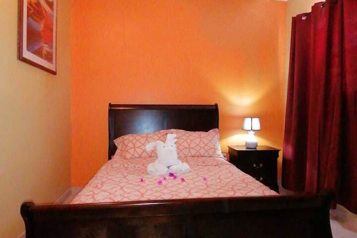 Room 6 of 31