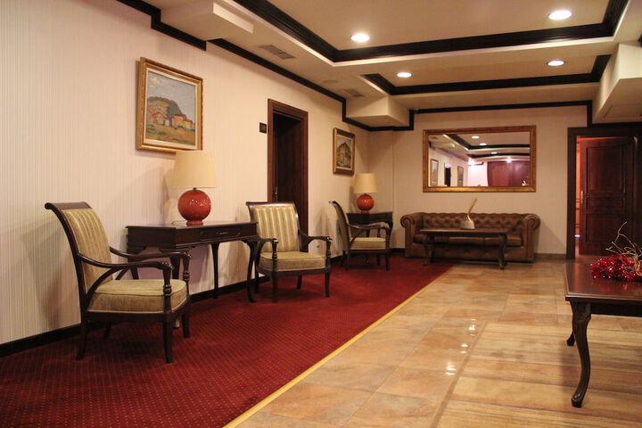 Hotel Interior 5 of 85