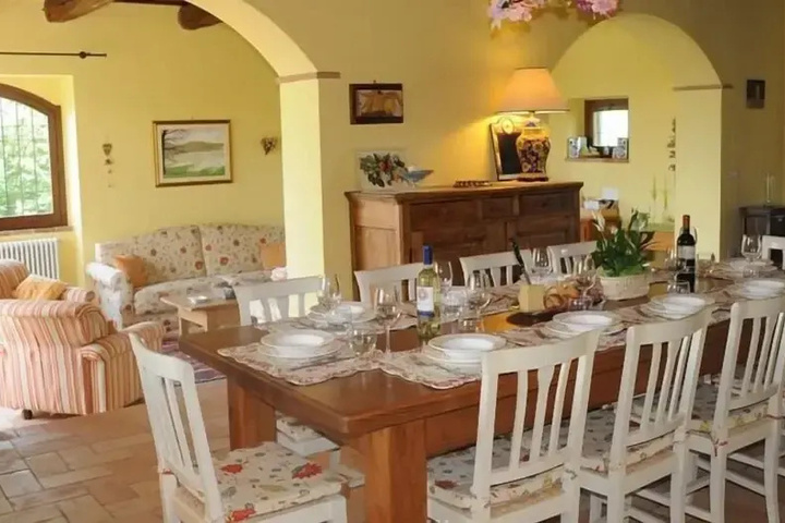 Dining 7 of 7