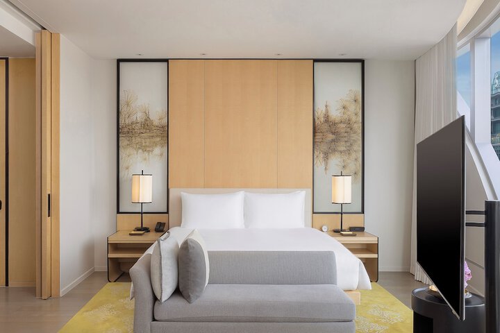 Room 15 of 140