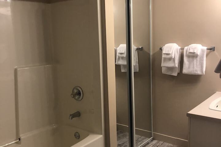 Room 39 of 69