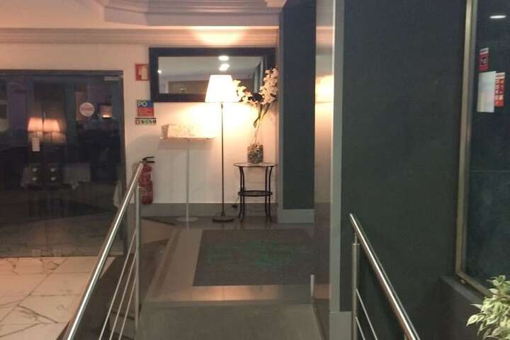 Ballroom/Hall 52 of 65