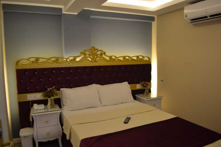 Room 5 of 74