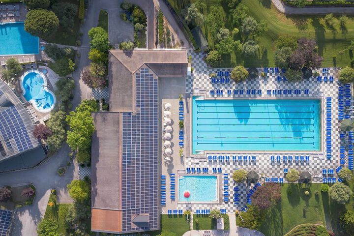 Pool 53 of 93