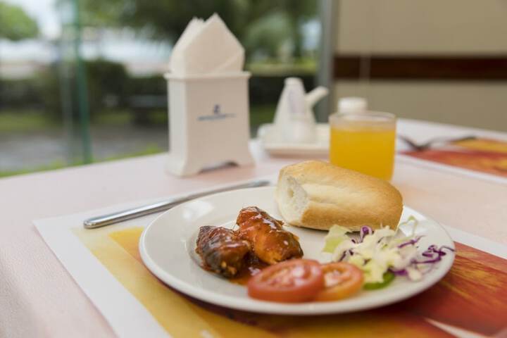 Breakfast meal