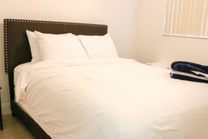 Room 21 of 25