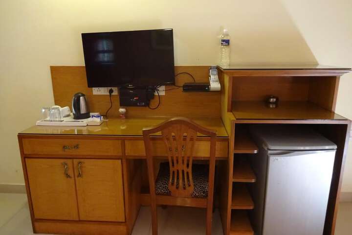 Room 11 of 63