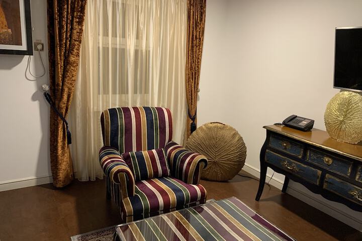 Room 85 of 126