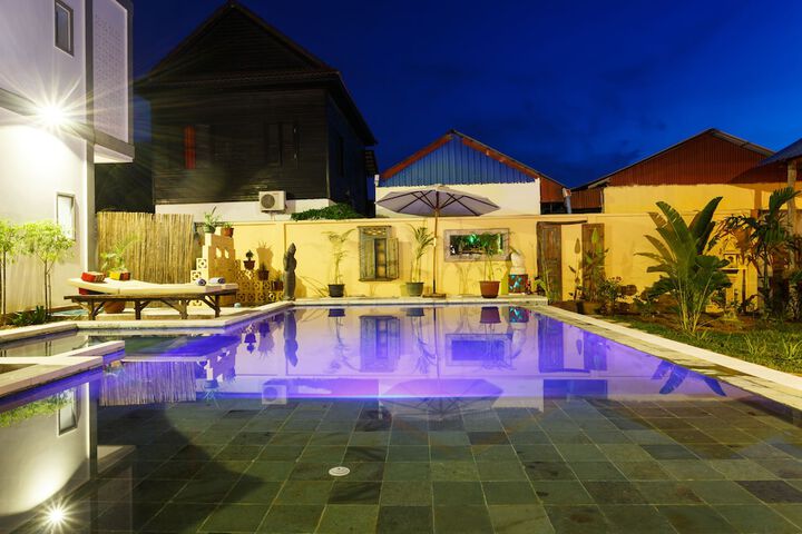 Pool 38 of 67