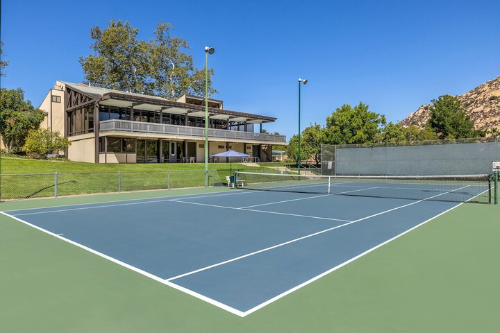 Tennis court