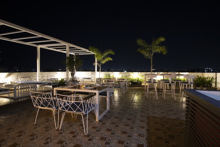 Terrace/Patio 43 of 45