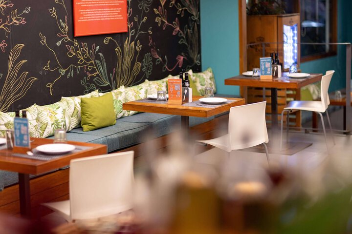 Dining 136 of 146