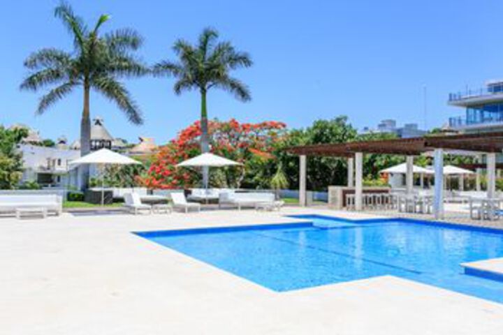 Pool 99 of 108