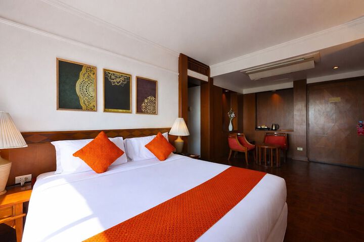 Room 15 of 47