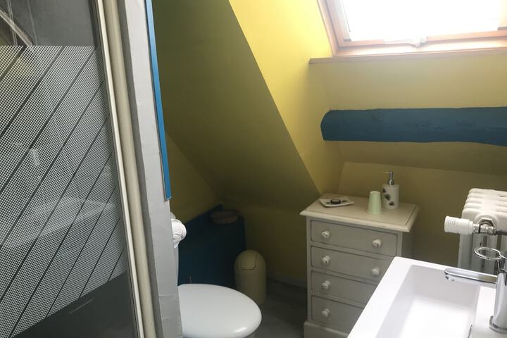 Room 13 of 29