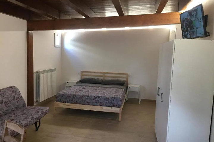 Room 3 of 11