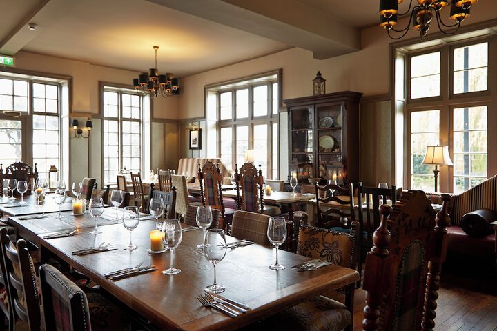 Dining 21 of 41