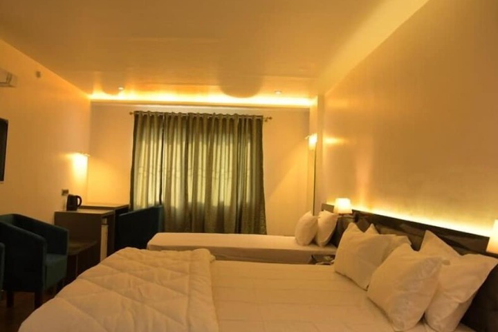 Room 3 of 7
