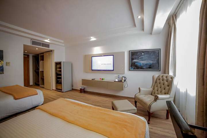 Room 29 of 82