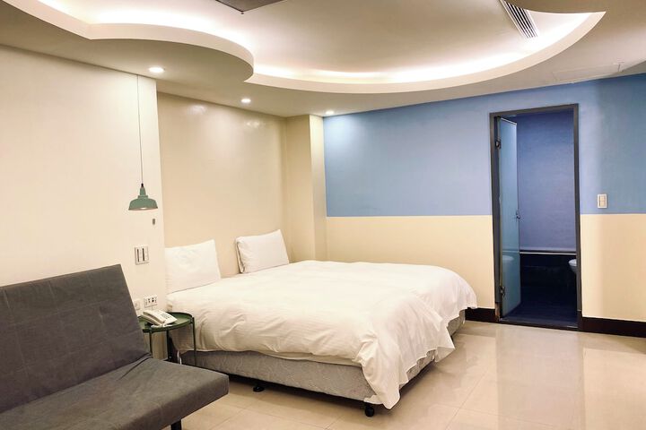 Room 14 of 31