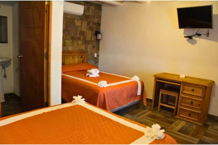 Room 11 of 26