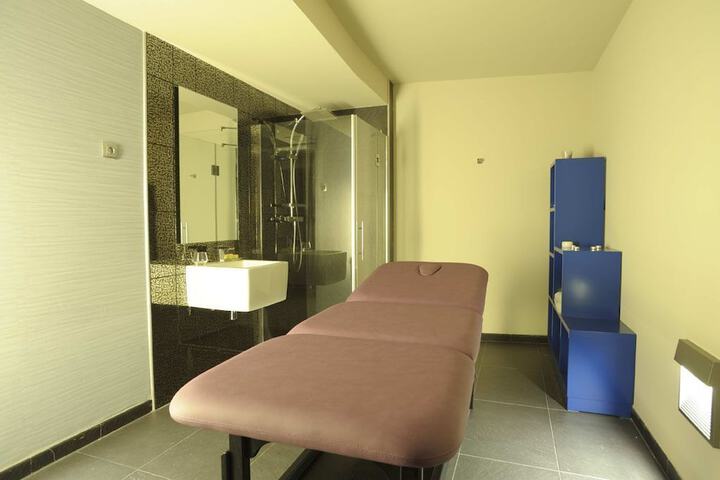 Room 38 of 55