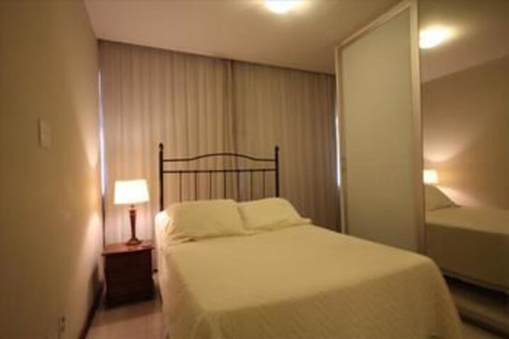 Room 16 of 32