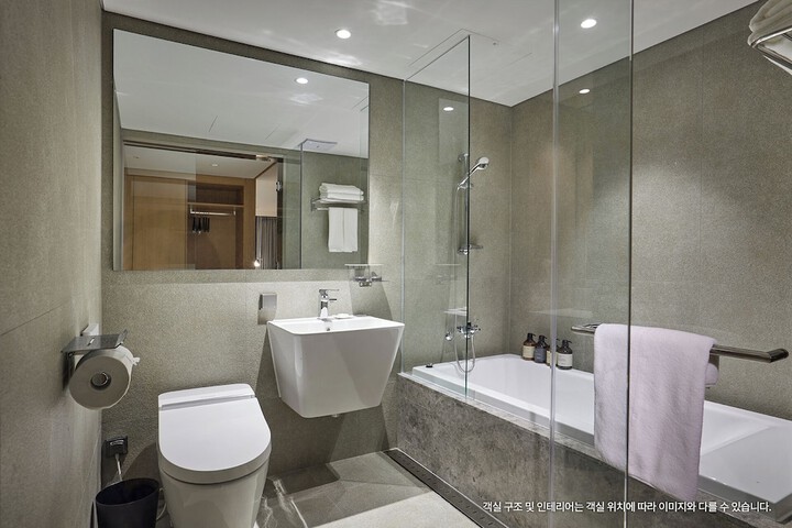 Bath Photo