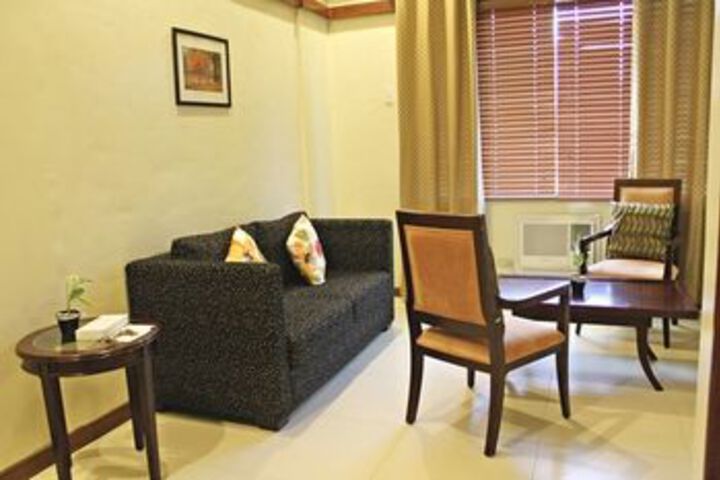 Room 40 of 60